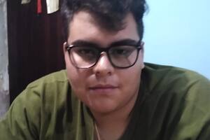 Emiliano tiene 17 años y quiere ser ingeniero