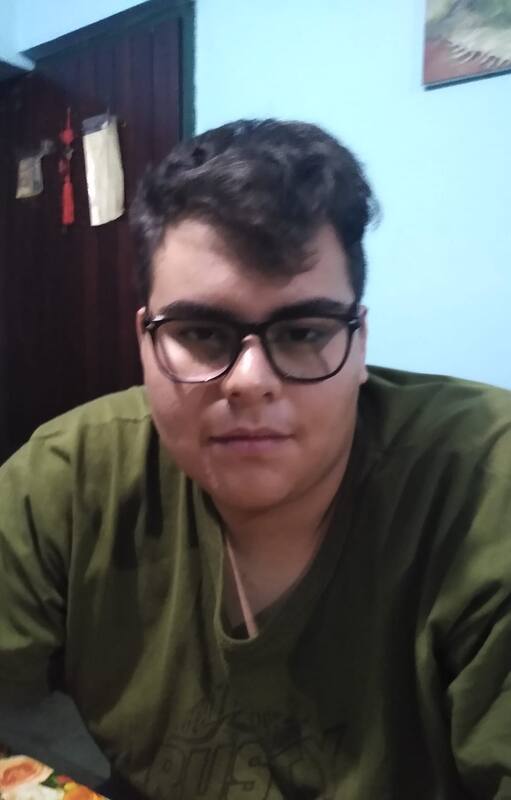 Emiliano tiene 17 años y quiere ser ingeniero