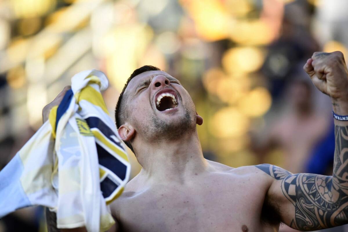 Emiliano Vecchio anotó a los 48 minutos del segundo tiempo el gol del triunfo de Rosario Central sobre Patronato por 3 a 2 en el Torneo 2021.
