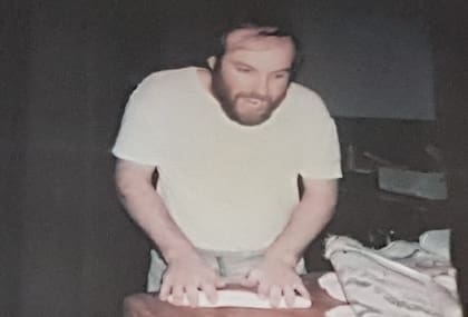 Emilio, en sus primeros años con la panadería