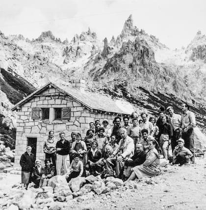 Emilio Frey en el refugio Frey