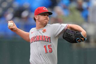 Emilio Pagán está feliz de regresar a Cincinnati con contrato de US$20.000.000 por dos años