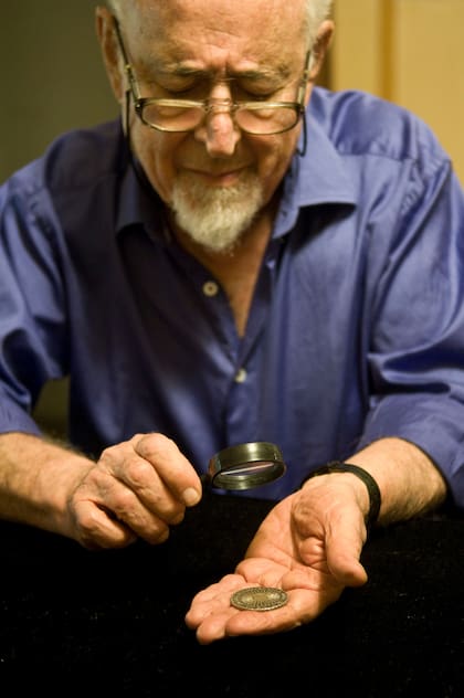 Emilio Paoletti: a sus 85 años, cuenta con una colección de más de 10.000 monedas
