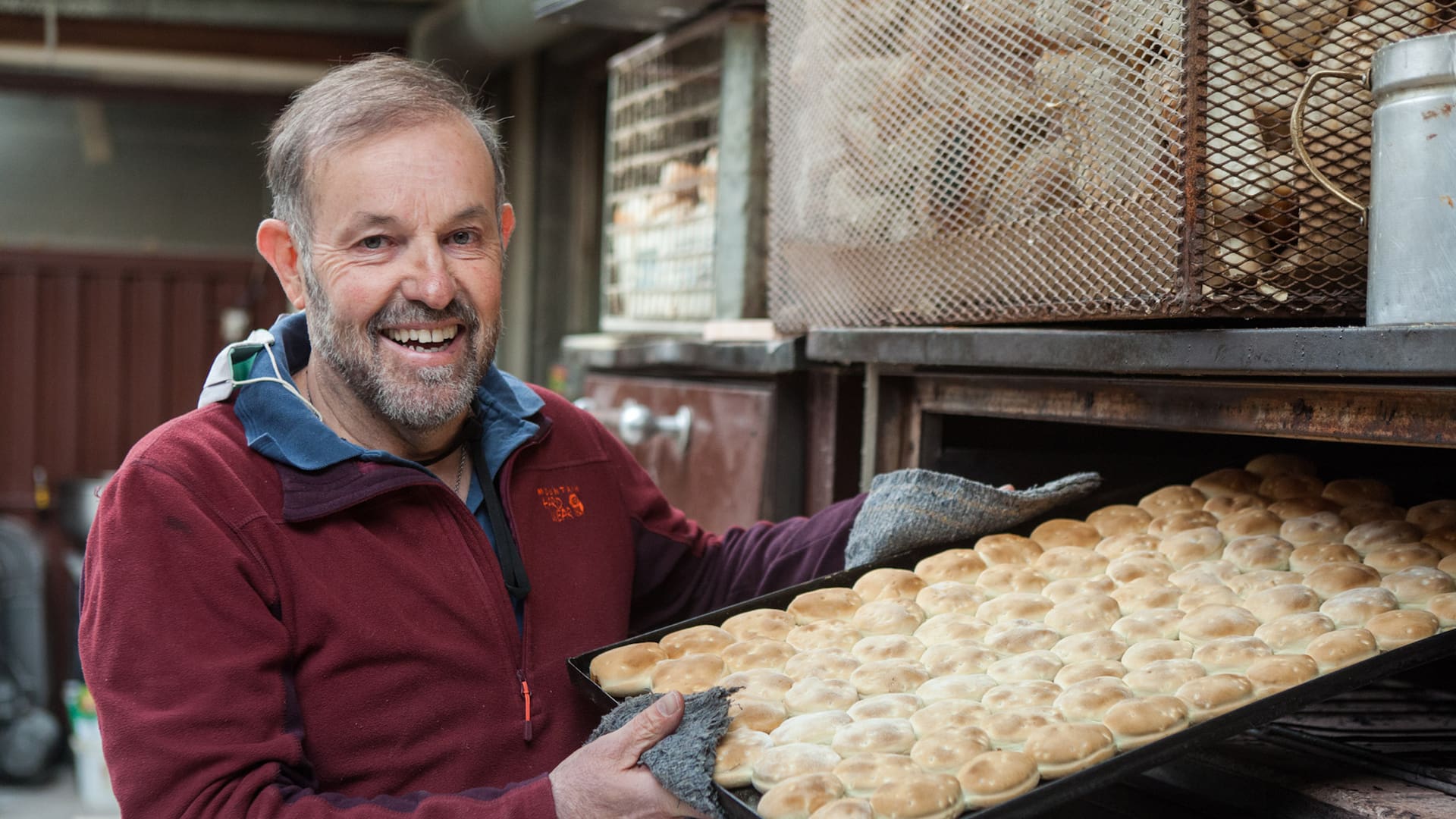 Emilio Sáez es el artífice de Panadería La Unión.