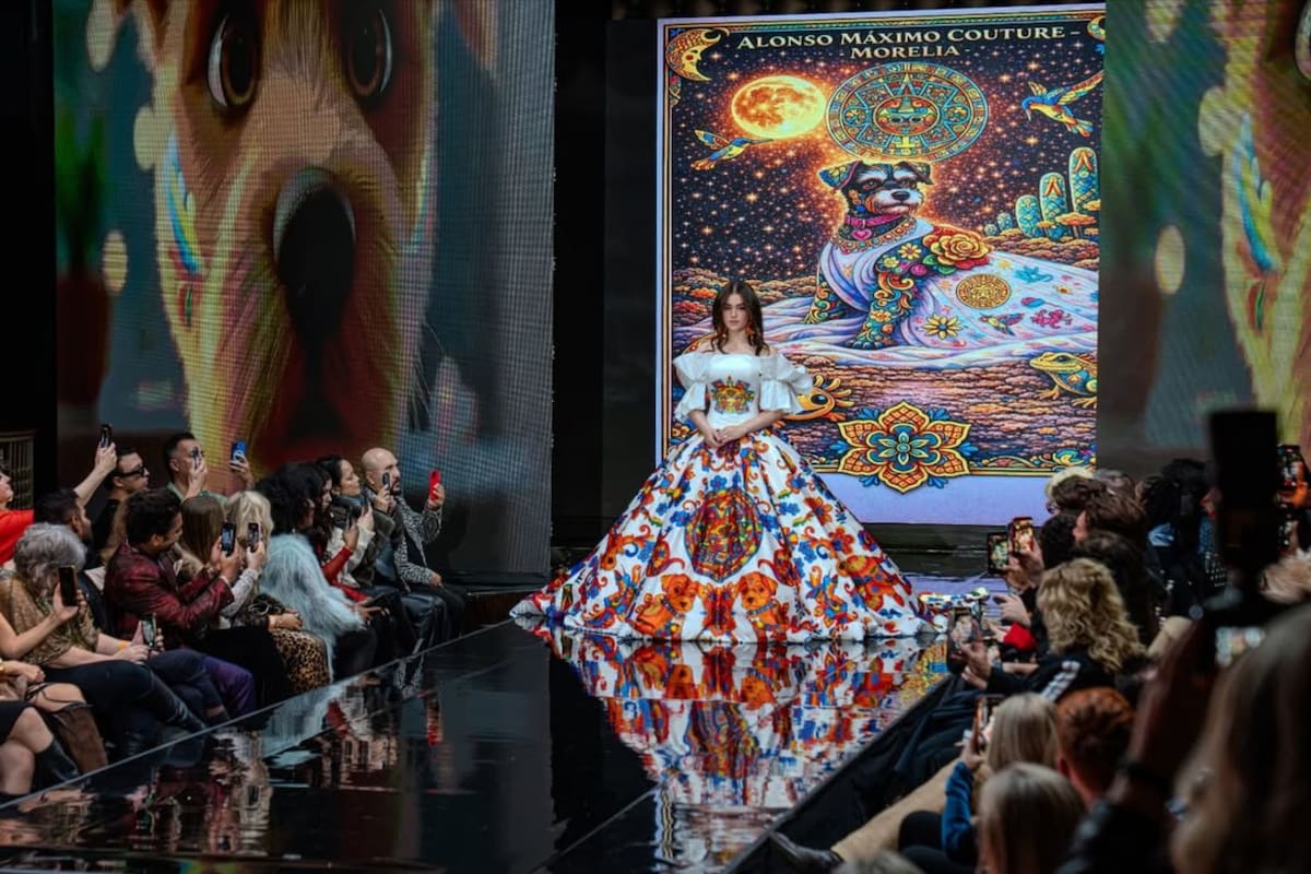 Emily, hija de Canelo Álvarez, cerró la pasarela de la Semana de la Moda de Nueva York (IG @alonsomaximony)