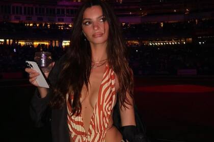 Emily Ratajkowski estuvo en Nueva York para pasar unos días de descanso junto a una amiga