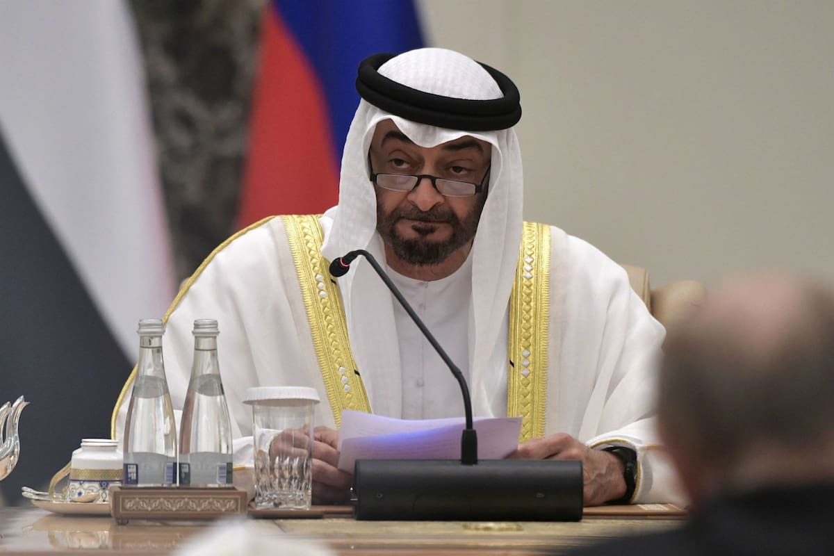 Emiratos Árabes Unidos inició el camino para explotar la primera central nuclear del mundo árabe e intentará que la producción comience a fin de este año.