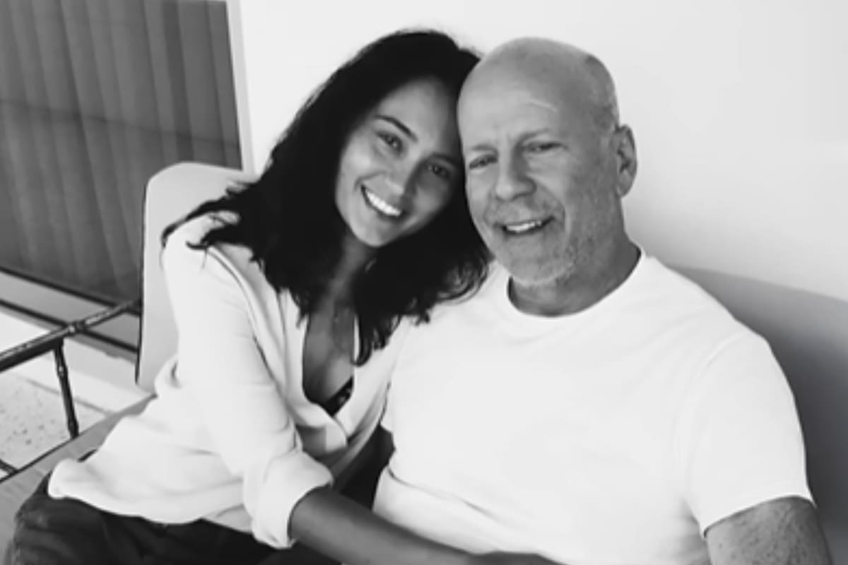 Emma Heming, esposa de Bruce Willis, es entrevistada por Diane Sawyer para BBC News (YouTube/ABC News)