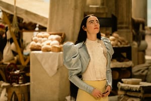 Emma Stone en Pobres criaturas, tanto la actriz como la película están nominadas al Oscar 2024