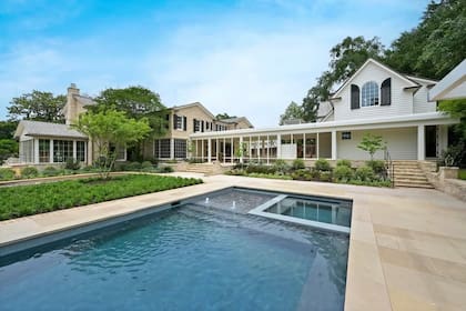 Emma Stone pone en venta su lujosa mansión de Texas: el precio está por encima de los US$20 millones