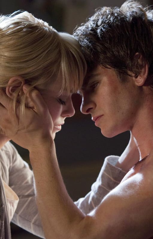 Emma Stone y Andrew Garfield en El sorprendente Hombre Araña (2012), producción en la que se conocieron y en donde empezaron su historia de amor