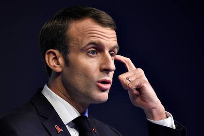 El mandatario francés enfrenta una fuerte crisis