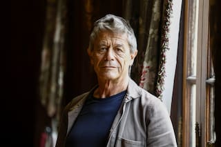 Emmanuel Carrère: “Mi madre me legó la lectura, pero también el gusto por sentirme importante”