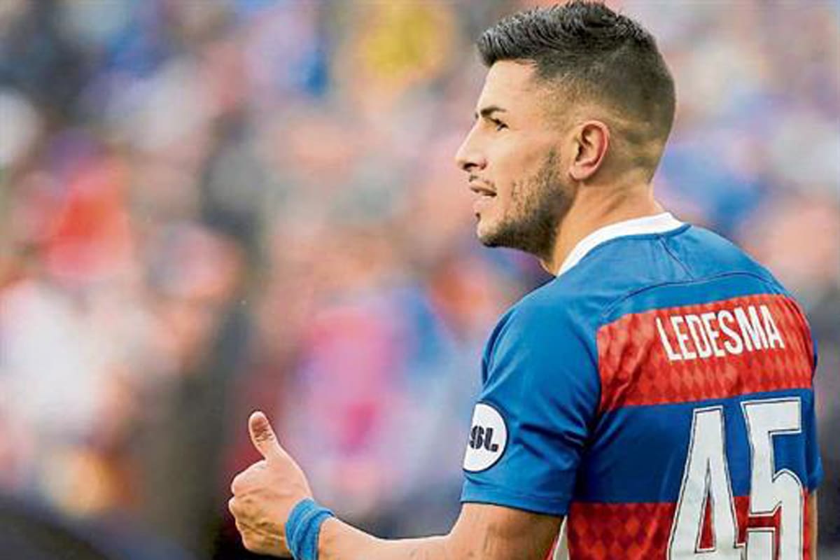 Emmanuel Ledesma, con la camiseta de Cincinnati; dice que su vida da para un libro