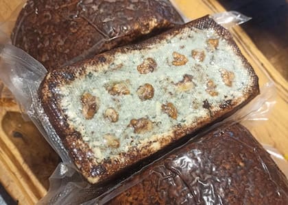 "Empezamos a hacer salames con quesos; con pistacho; naranja, limón y pomelos y con quinotos, con cacao", dijo