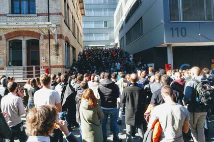 Empleados de Google en Zurich protestan en la calle contra el acoso sexual