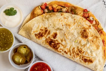 Emprendedores argentinos en Miami tienen una cadena de comida mexicana y la ofrecen como franquicia con la posibilidad de aplicar para la visa de inversión