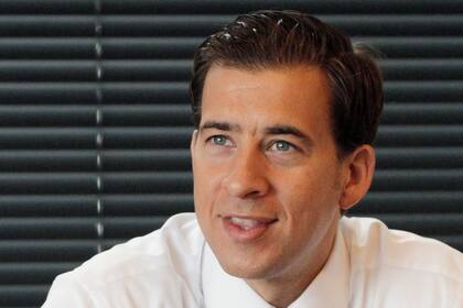 Empresa de lectores de matrículas vehiculares suspende cooperación con agencias federales