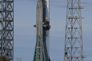 Empresa espacial de Bezos intentará lanzar su nuevo cohete tras aplazamiento de último minuto