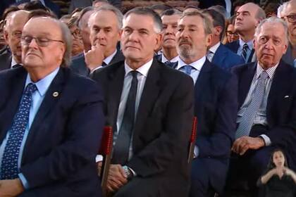 Empresarios y funcionarios nacionales en el acto de jura de Sergio Massa como ministro de Economía