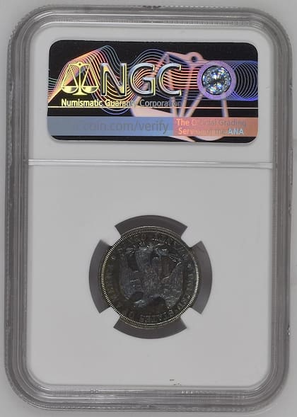 Empresas como NGC y PCGS otorgan la certificación y clasificación profesional de las monedas que luego se convierten en objetos valiosos