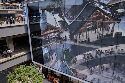 Empresas europeas reducen costos e inversiones en China ante desaceleración económica