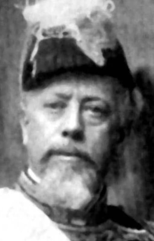 En 1881, Julio Argentino Roca, presidente de la Argentina, habló telefónicamente con su ministro de Relaciones Exteriores, Bernardo de Irigoyen en lo que fue la primera comunicación por esa vía de la historia
