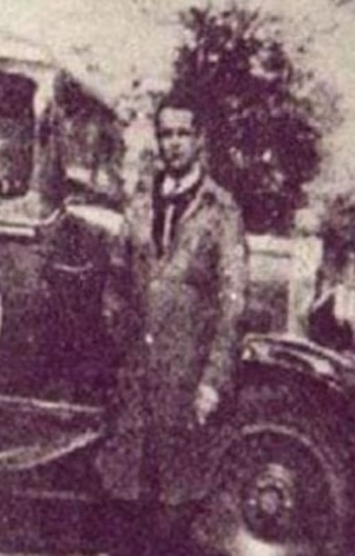 En 1935, Mastellone compró un camión usado que con el tiempo se convertiría en la base de lo que luego sería la flota de distribución de la empresa