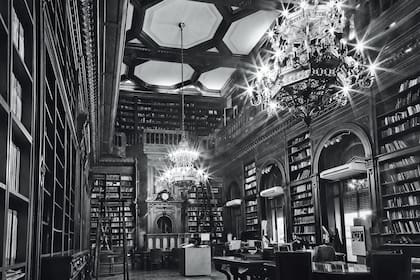 En 1949, el edificio fue ocupado por la Fundación Eva Perón.