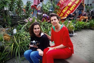 Vietnam: un país y dos hijos se unen para honrar a un cronista caído en guerra