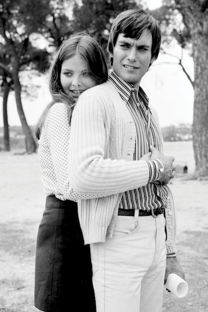 En 1972 junto a su novio Alessio Orano. Se casaron en 1975, cuando ella tenía 20 años