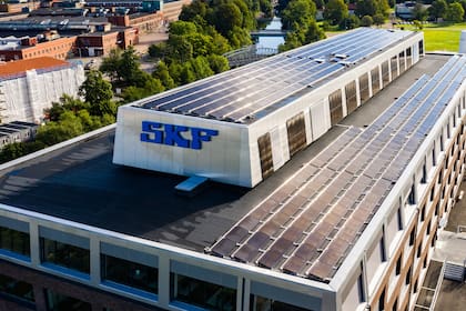 En 1972, SKF sumó a su actividad comercial la fabricación local de rodamientos en Tortuguitas