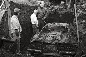 En 1978 una familia encontró un verdadero tesoro en el jardín de su casa, en Los Ángeles: la historia de cómo se recuperó un exclusivo Ferrari del que solo había cien unidades