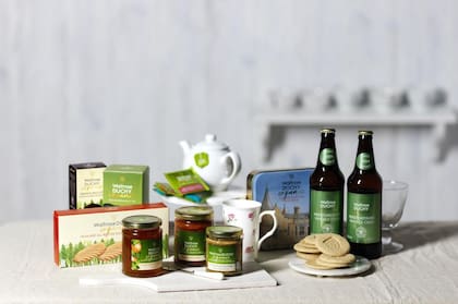 En 1990, el rey Carlos III creó su propia marca de alimentos orgánicos bajo el nombre de Duchy Originals