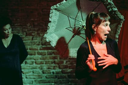 En 1997, Alejandra Da Passano y su madre María Rosa Gallo actuaron juntas en la obra Dos Mujeres con Federico, sobre textos de Lorca