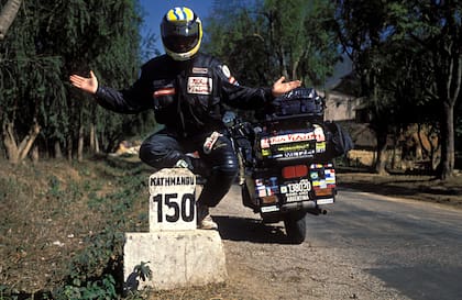 En 1997, el Libro de Récords Guinness nombró a Emilio Scotto como “El más grande viajero de la historia en motocicleta” tras recorrer más de 735.000 kilómetros, durante 10 años
