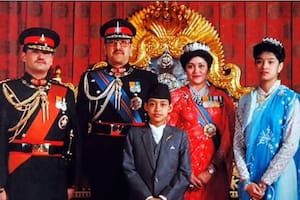 En 2001, en Nepal se produjo una masacre en el que fallecieron los reyes del país y varios miembros de la realeza