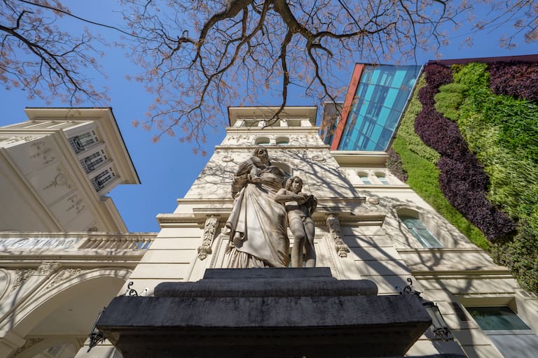 En 2008, tres de los edificios del complejo hospitalario fueron declarados como patrimonio histórico de la ciudad: la fachada de Gascón 450 junto con su pasillo principal, la Capilla y el edificio policlínico