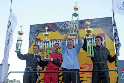 En 2011, en el Kartódromo Internacional de Buenos Aires, salió primero en una carrera de la categoría Senior Light.