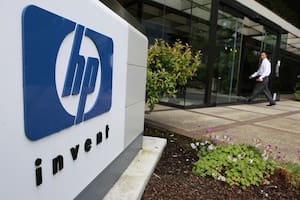 En 2014, HP arribó a un acuerdo con el Departamento de Justicia y la SEC por el que se comprometió a pagar al menos US$108 millones por irregularidades en Rusia, Polonia y México