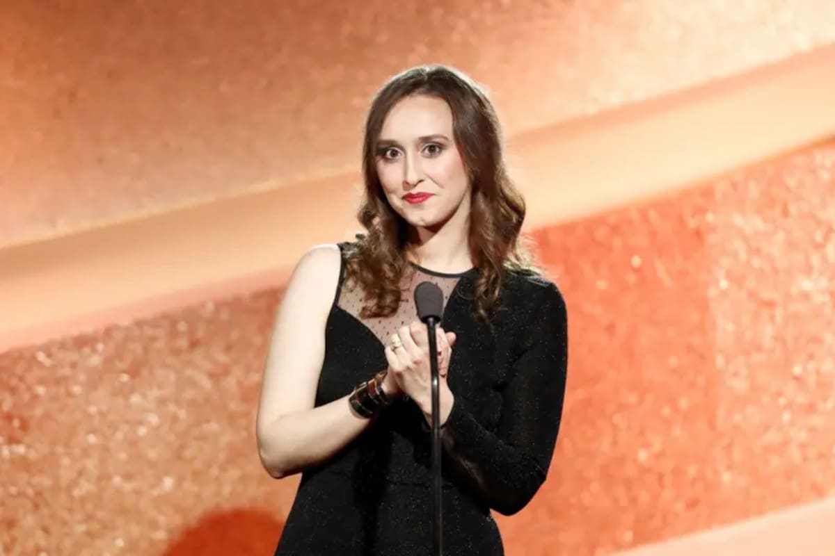 En 2016, Pasterski fue premiada en los Marie Claire Young Women's Honors (Premios Marie Claire para Mujeres Jóvenes) por sus aportes a la educación