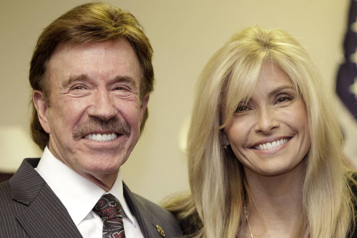 En 2017 el actor señaló que dejaba la actuación para dedicarse a cuidar a su esposa Gena OKelley