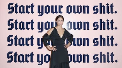 En 2017, el grupo británico Boohoo Group compró los activos de Nasty Gal por aproximadamente US$20 millones