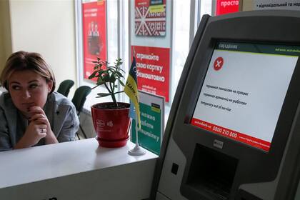 En 2017 un ataque informático masivo en Ucrania dejó fuera de línea redes corporativas de bancos, organismos estatales y privados, y se extendió por todo el mundo