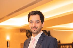 En 2018, Bernués fundó Quaestus Advisory, una empresa que brinda servicios de asesoramiento financiero a personas particulares y compañías
