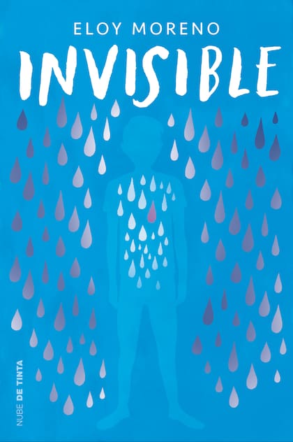 En 2018, se publicó Invisible, el libro lleva 20 ediciones y fue traducido a varios idiomas, y es utilizado en los centros educativos de España para abordar el acoso escolar.