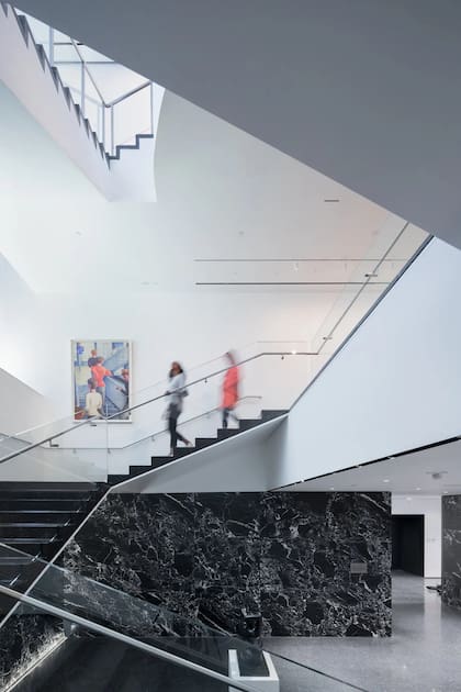 En 2019, la empresa completó en el Museo de Arte Moderno una renovación de 450 millones de dólares que hizo que el museo fuera más fácil de usar