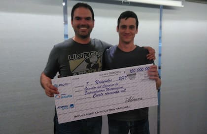 En 2019, resultaron ganadores del concurso Emprendedores Metalúrgicos de la Asociación de Industriales Metalúrgicos de la República Argentina (Adimra)