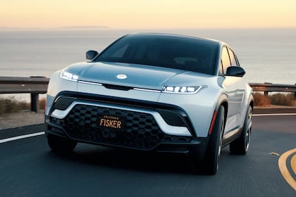 En 2020 anunciaron la llegada del Fisker Ocean, un SUV eléctrico grande con un techo con paneles solares, 300 CV de fuerza y más de 500 km de autonomía