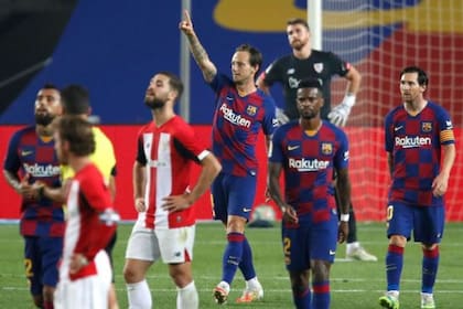 En 2020, Messi inició su cumpleaños en pleno partido con Barcelona